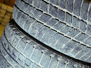 Mazda 3 5x114,3 17" veljed rehvidega (3 foto / 4)