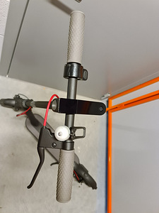 Elektriline tõukeratas Xiaomi Mi Electric Scooter M365 (3 foto / 10)
