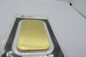 999,9 prooviga UBS kuldplaat 50-grammi (2 foto / 4)