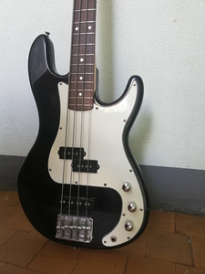 Hohner Professional PJ Bass (1990a) (2 foto / 6)