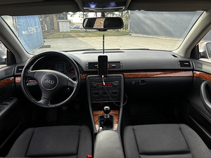 Audi A4 1.9 TDi 96 kW M/T (6 foto / 8)