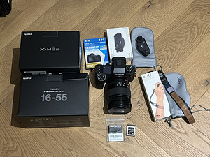 Fujifilm X-H2s, XF16-55mm F2.8, CFExpress Type-B 165GB (1 foto / 1)