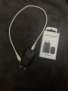 Samsung Galaxy S23 256GB (6 foto / 6)