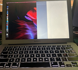 MacBook Air 2013 (6 foto / 7)