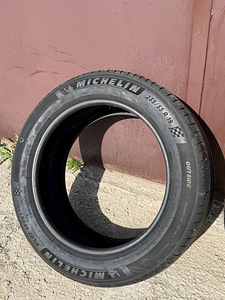 Шины Michelin 235/55 R19 (2 фото из 5)