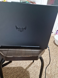 Asus Tuf f15 ja arvutikott kaasa (3 foto / 3)