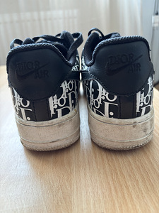 Nike Air Force 1 x Dior (2 фото из 6)