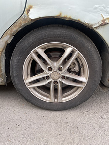 Mazda 5 (15 foto / 15)