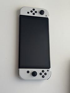 Nintendo Switch OLED - dual mode (original + modded) (3 foto / 3)