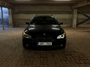 BMW 525d 2006 (2 фото из 11)