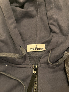 Stone island zip hoodie (2 foto / 3)