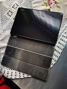Sony Xperia Tablet Z (2 foto / 4)