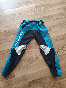 Laste kaitse püksid CF moto (2 foto / 3)