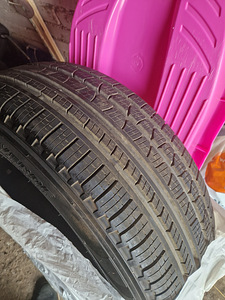 255/55/20 Pirelli Scorpion (2 foto / 2)