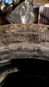 215/55/17 (3 foto / 5)