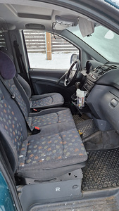 Mercedes Vito Matkabuss (6 foto / 12)