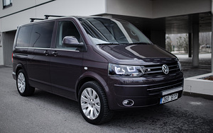 Volkswagen Multivan Highline 2.0 132kW (1 foto / 15)