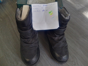 Kahed uued Crocs saapad ja Emu Ugg saapad (5 foto / 6)