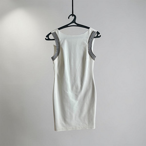 ZARA БЕЛОЕ ПЛАТЬЕ (3 фото из 6)