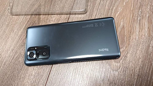 Redmi note 10 pro 6+128gb (3 фото из 6)