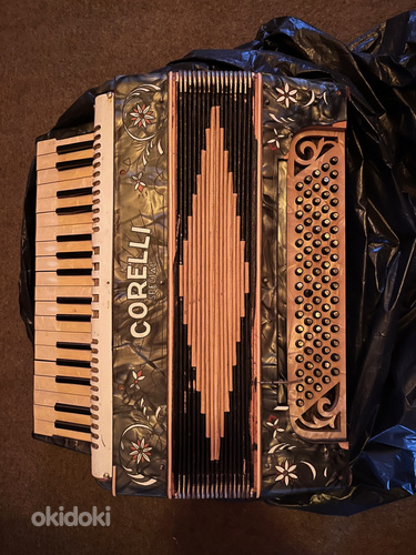 Akordion Corelli Special 80 bassi