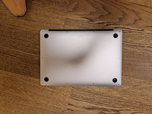 Macbook Air 2017 i5 256 GB (3 foto / 3)