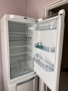 Холодильник Electrolux (2 фото из 3)