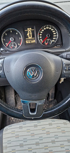 Volkswagen Caddy (6 фото из 7)
