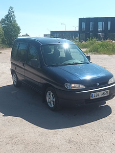 Peugeot partner (3 фото из 5)
