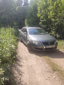 Volkswagen Passat B6 2006 (3 foto / 7)