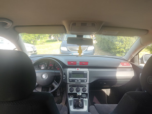 Volkswagen Passat B6 2006 (5 foto / 7)