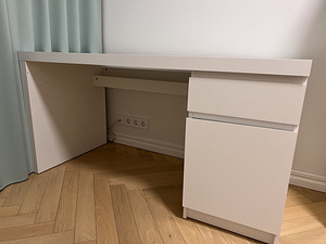 СТОЛ / LAUD — IKEA MALM (5 фото из 5)