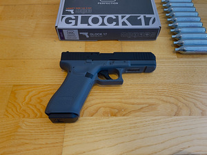 UUS UMAREX Glock 17 gen 5 Airsoft 6mm püstol CO2 Blowback (2 foto / 10)