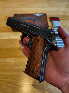 UUS UMAREX LEGENDS M1911 õhupüstol 4,5mm CO2 Blowback (7 foto / 10)
