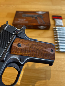 UUS UMAREX LEGENDS M1911 õhupüstol 4,5mm CO2 Blowback (10 foto / 10)