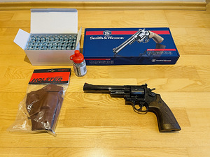 UUS UMAREX SMITH & WESSON M29 6,5" 4,5mm CO2 õhurevolver (1 foto / 10)