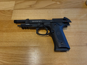 UUS UMAREX BERETTA M9A3 õhkrelv 4,5mm CO2 Blowback (4 foto / 10)