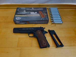 UUS UMAREX Colt 1911 Classic õhupüstol 4,5mm CO2 Blowback (4 foto / 9)