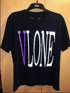 Vlone T-shirt (1 foto / 2)