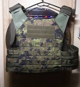 Taktikaline vest (9 foto / 9)
