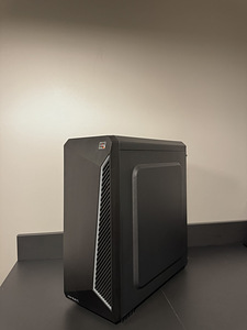Ryzen 7 5800X + RTX 3060 Ti Gaming PC (1 foto / 5)