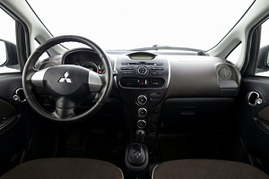 Mitsubishi i-MiEV Comfort ATM 35kW (5 foto / 7)