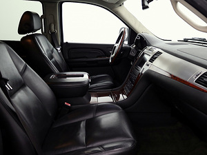 Cadillac Escalade Luxury LPG ATM 6.2 301kW (6 foto / 9)