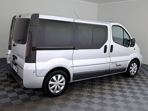Renault Trafic Passenger 2.5 dCi 99kW (3 foto / 8)