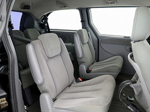 Chrysler Grand Voyager Stow N Go ATM 2.8 CRD 110kW (7 foto / 8)