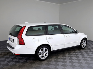 Volvo V50 Estate Facelift 1.6 D4 80kW (3 foto / 7)