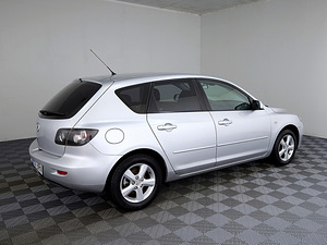 Mazda 3 Elegance Facelift 1.6 TD 66kW (3 foto / 7)