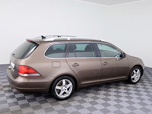 Volkswagen Golf Comfortline ATM 1.6 TDI 77kW (3 foto / 7)