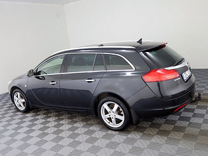 Opel Insignia Sports Tourer ATM 2.0 CDTi 118kW (4 foto / 7)
