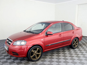 Chevrolet Aveo Comfort 1.4 69kW (2 foto / 8)